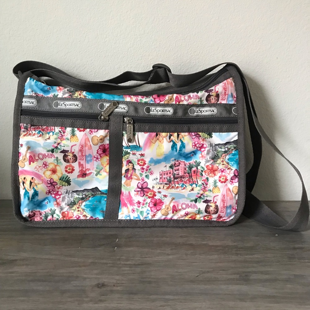 LeSportsac Deluxe Everyday Bag with Hawaiian print